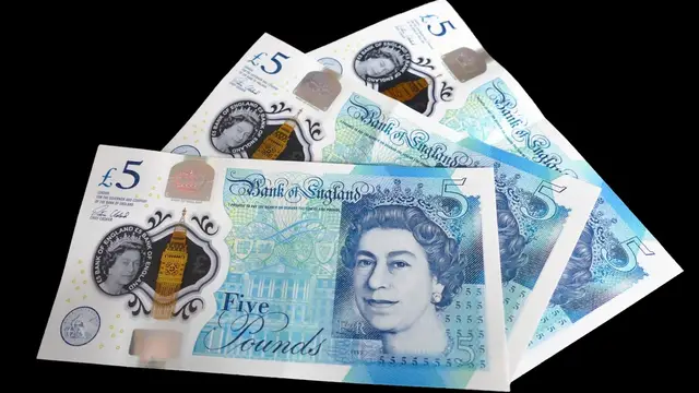 New Bank of England five and ten pound notes